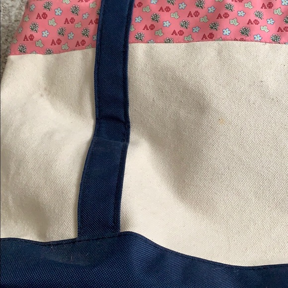 Vineyard vines Alpha Phi tote - Picture 5 of 8